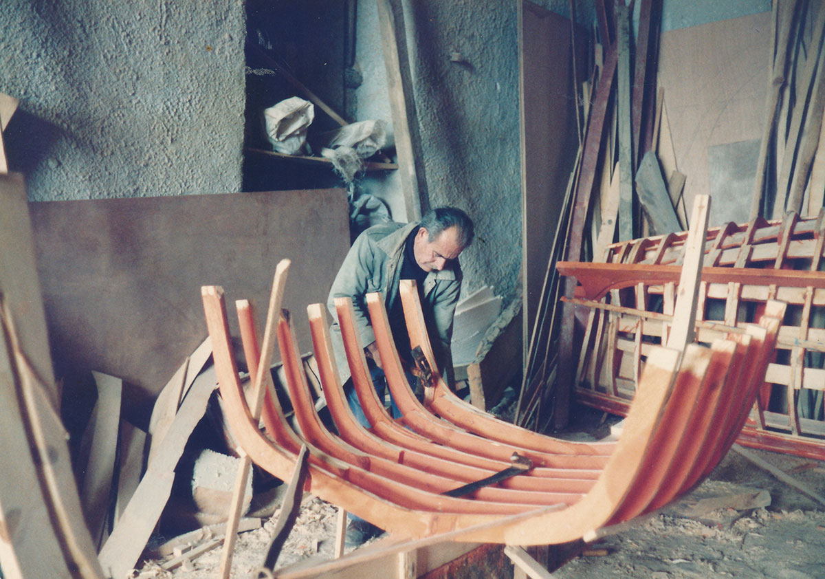 Construction of "koundoulo" type boat