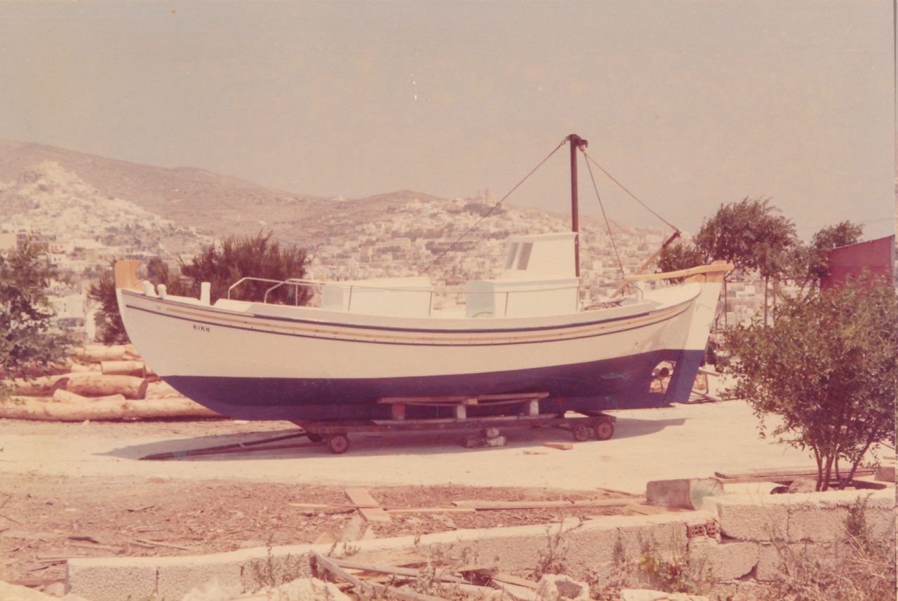 Transport of a trechantiri type boat